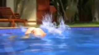 Cartoon Hot Babe Amelie Naked In the Pool Cocksucking