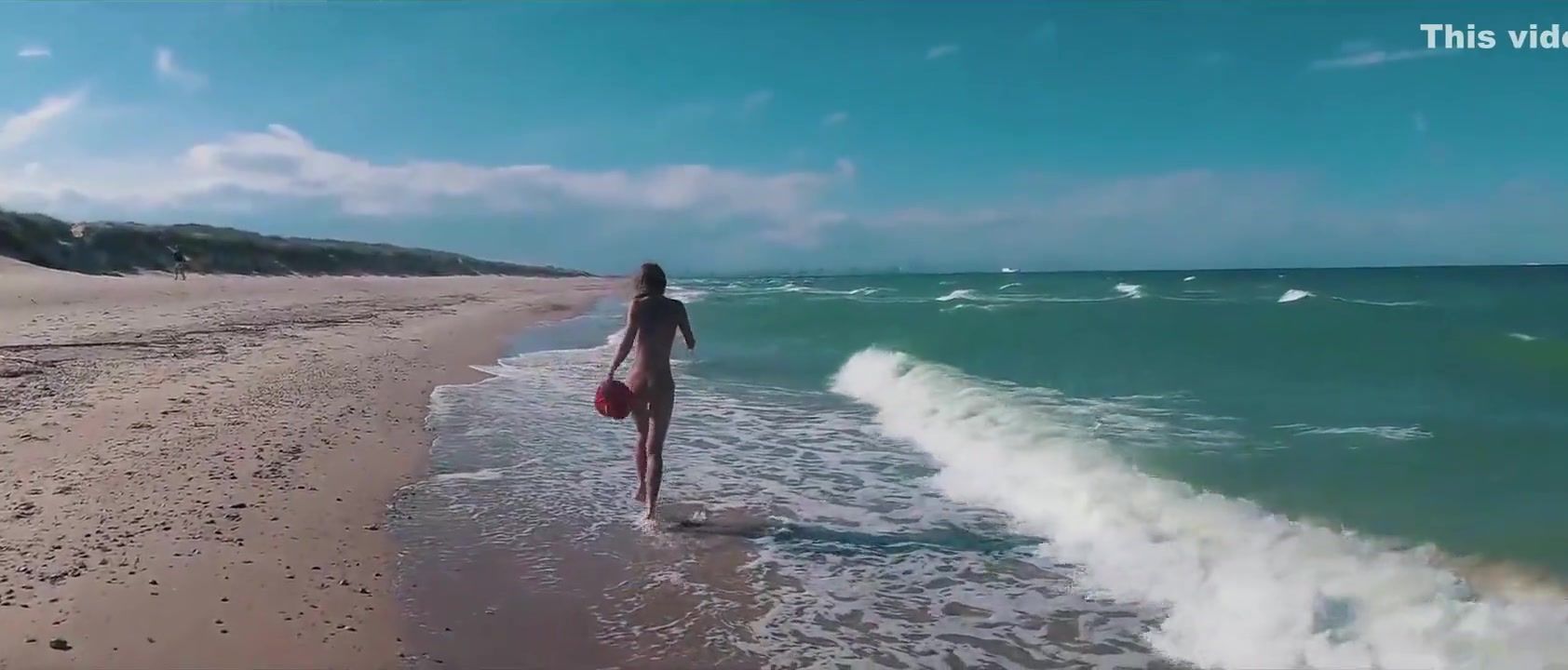 Fleshlight ASS DRIVER XXX - Naked Russian nudist girl Sasha Bikeyeva on on the public beaches of Valencia Stranger