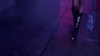 Joven Lady Gaga - The Edge Of Glory (Hero Porn Music Video)...
