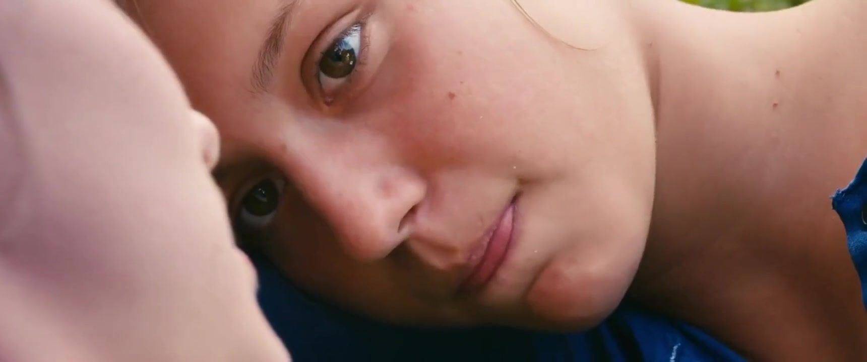 1080p BLUE IS THE WARMEST COLOR Story - 1