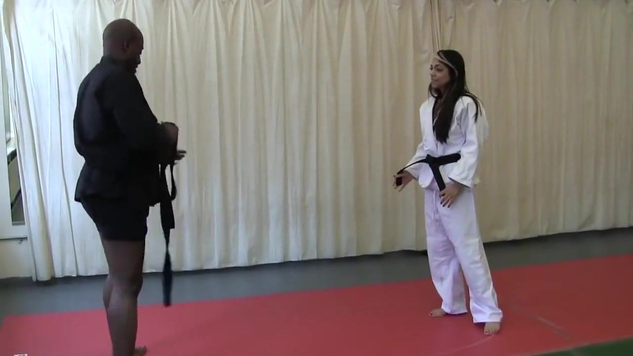Worship A Karate Lesson UPornia