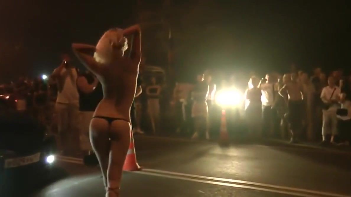 Reality Porn Strip dancing on street NoBoring