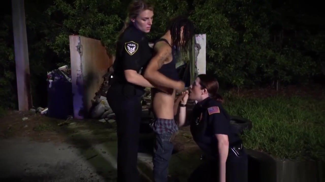 Wet Cunts Pussyloving femdom cops trio with black thug European Porn