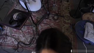 Hotporn Latina Selena tries to record her wet voice and...
