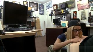 Thick Skinny babe screwed by pervert pawn dude in his office Internext Expo