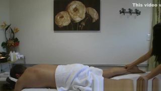 Bigbutt Beautiful asian masseuse handjobs her client Ass Sex