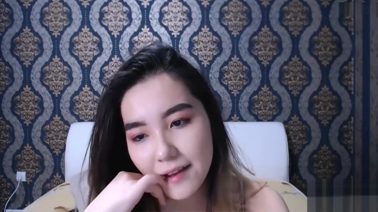 PornoPin Butiful Girl Show Masturbate On Webcam For Donate Uncensored - 1