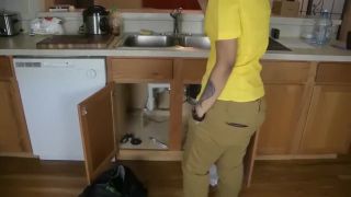 People Having Sex Cute Maid Cleans While Showing Buttcrack...