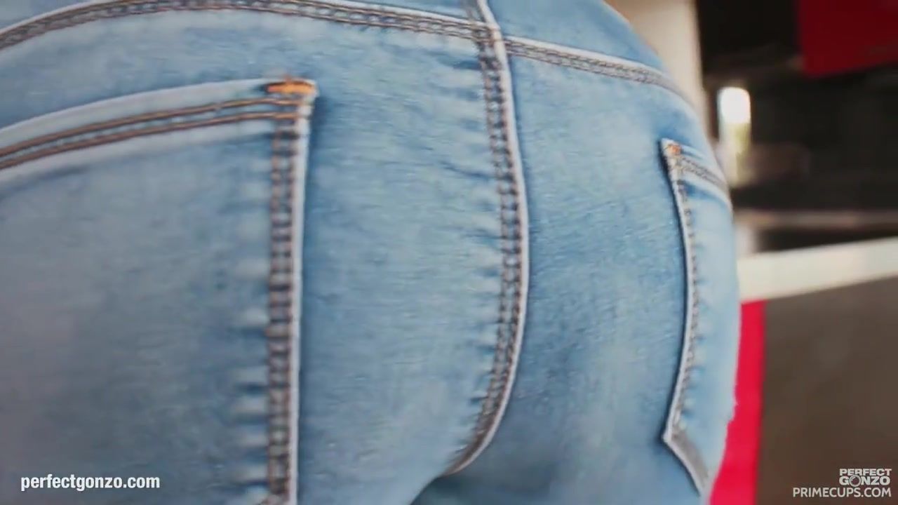 Mexican Girl takes of her jeans and makes you hard Gay Broken - 1