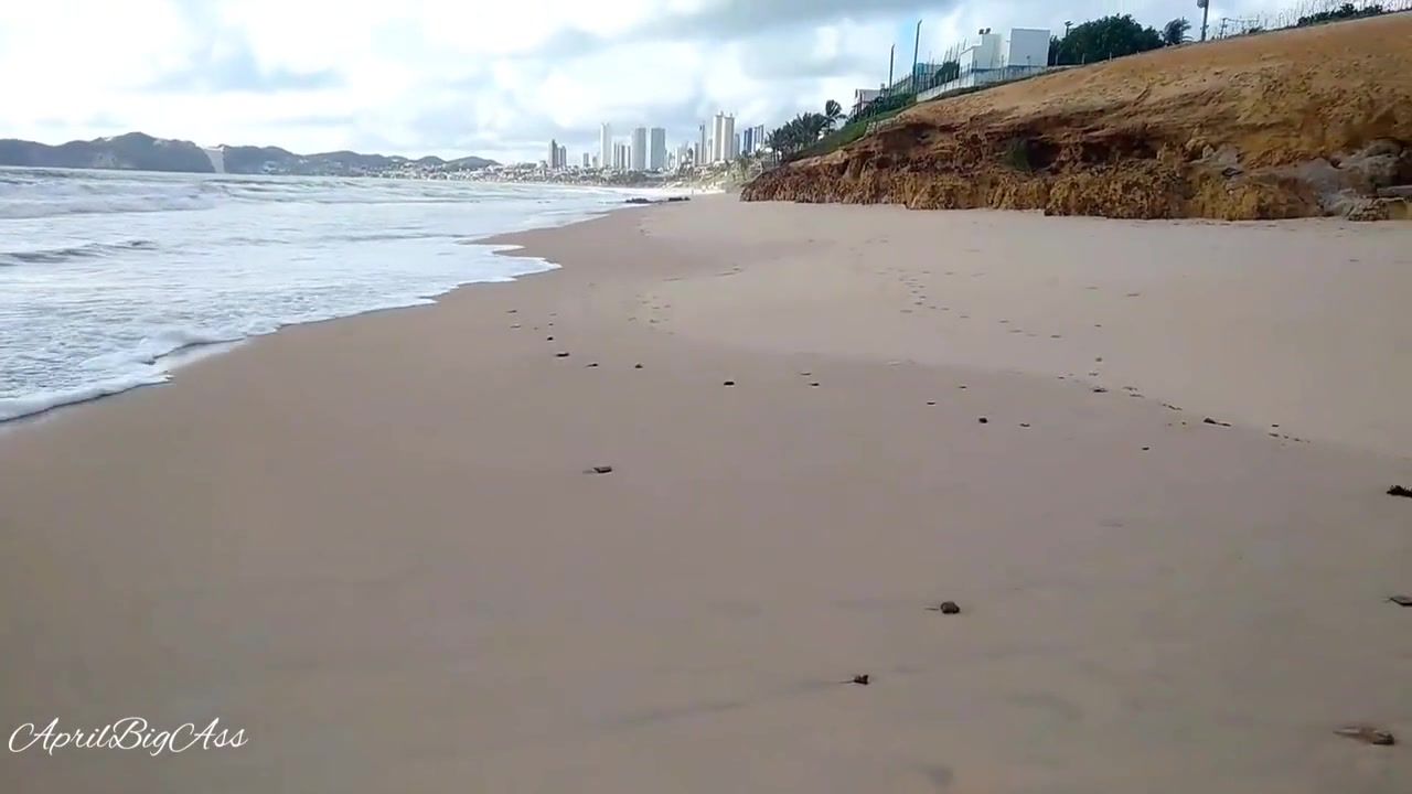 Pov Blow Job Drink Pee On The Beach In Brazil High Risk I Drink More Than 3 Liters Of Pee -aprilbigass Massage