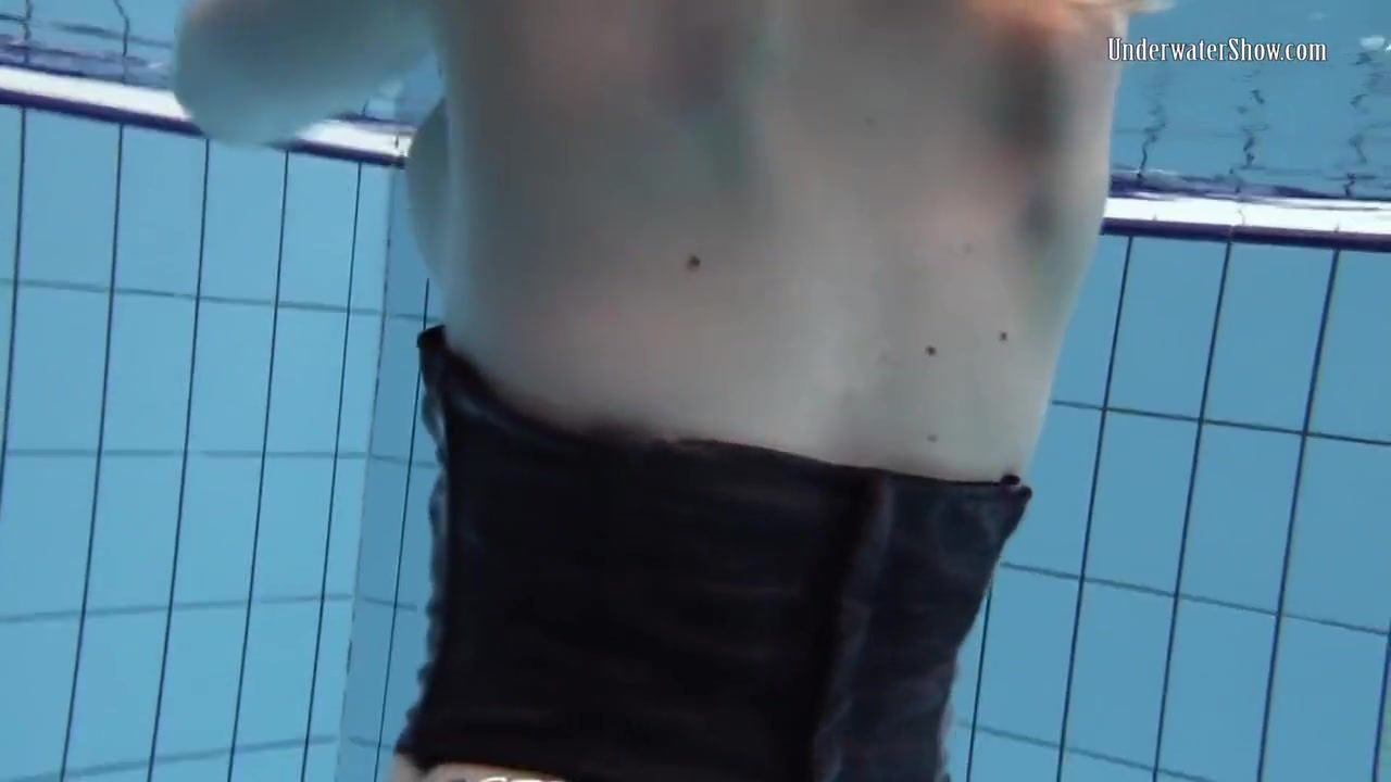 Asians Swimming Pool Teenie Anetta Stripping Paja