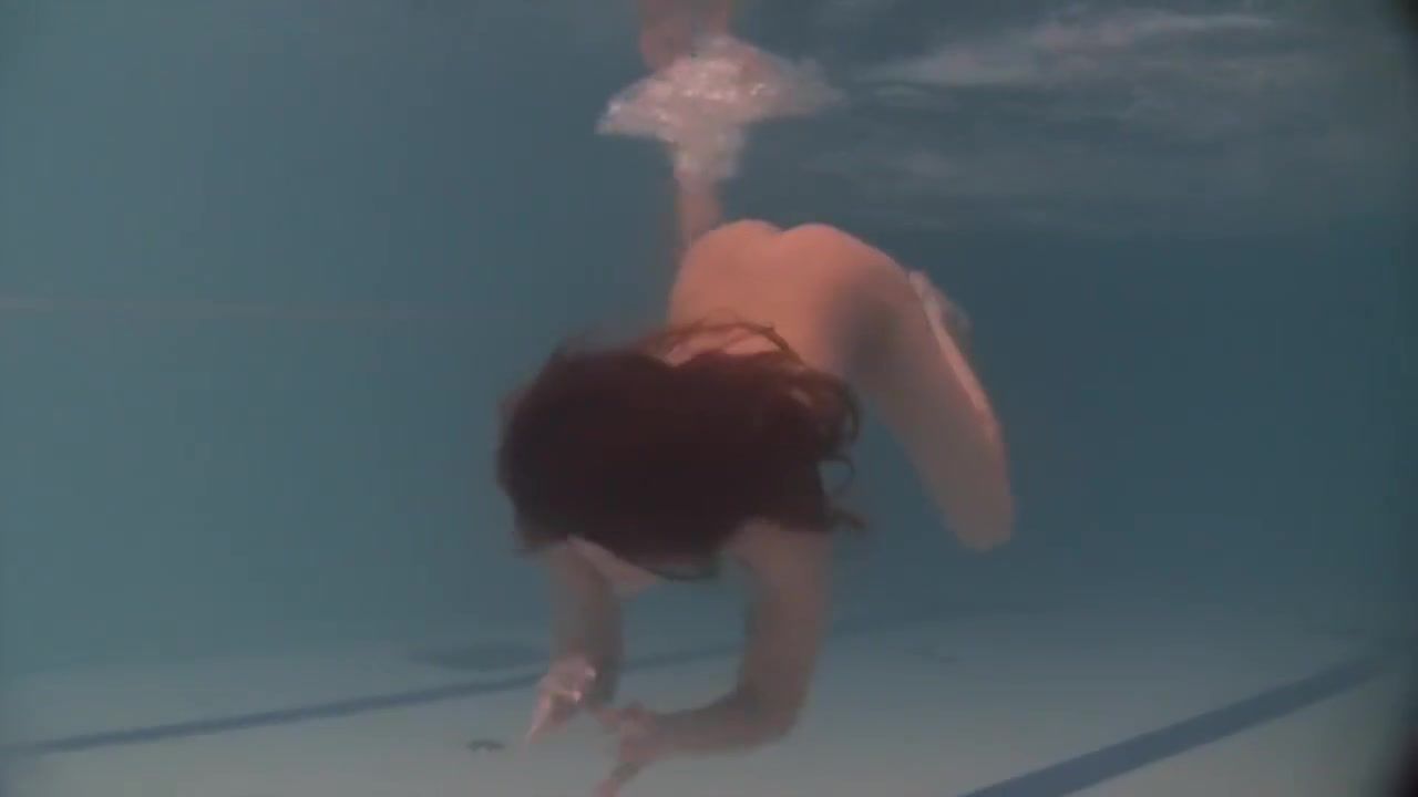 Pija Beautiful Exquisite Natalia Kupalka Swimming Naked - Body Teen Tush - 2