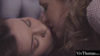 Kiss Fiery Lesbians Have Intense Orgasmic Sex - Blue Angel, Viv Thomas And Verona Sky Transvestite