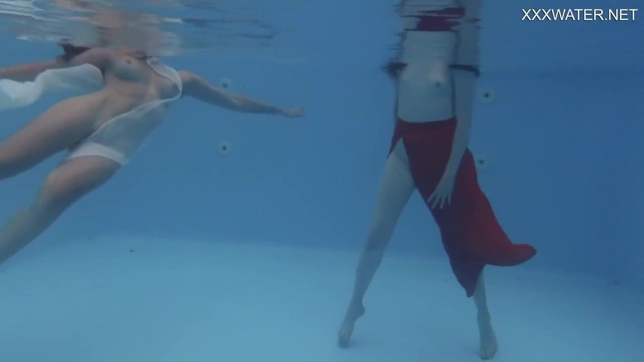Glamour Porn Anastasia Ocean - And Marfa Are Naked Underwater Cash - 1