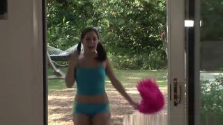 Amature Sex AdultMemberZone - This Cheerleader Knows How to Handle a Big Cock Camera