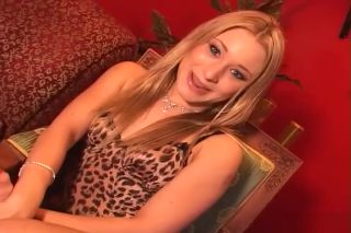 4some Hot blonde teen sits on a penis and rides it deep down FloozyTube