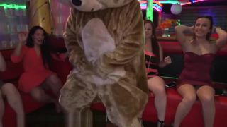 Sislovesme DANCING BEAR - J-Mac and Sean Lawless Sling Dick At A Wild Party Creampie
