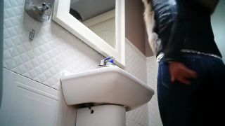 Tush Women pee in public toilet 2259 PornPokemon
