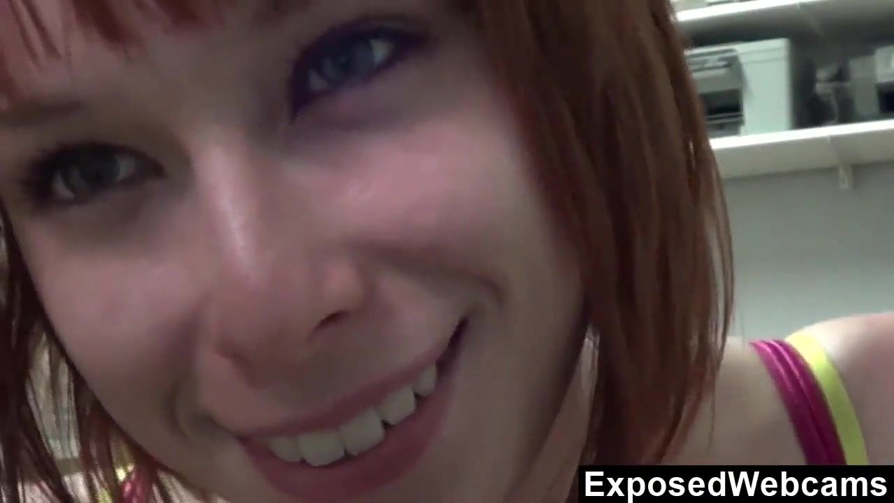 Gay Longhair Zoey Fingers Her wet Pussy On Webcam BazooCam - 1