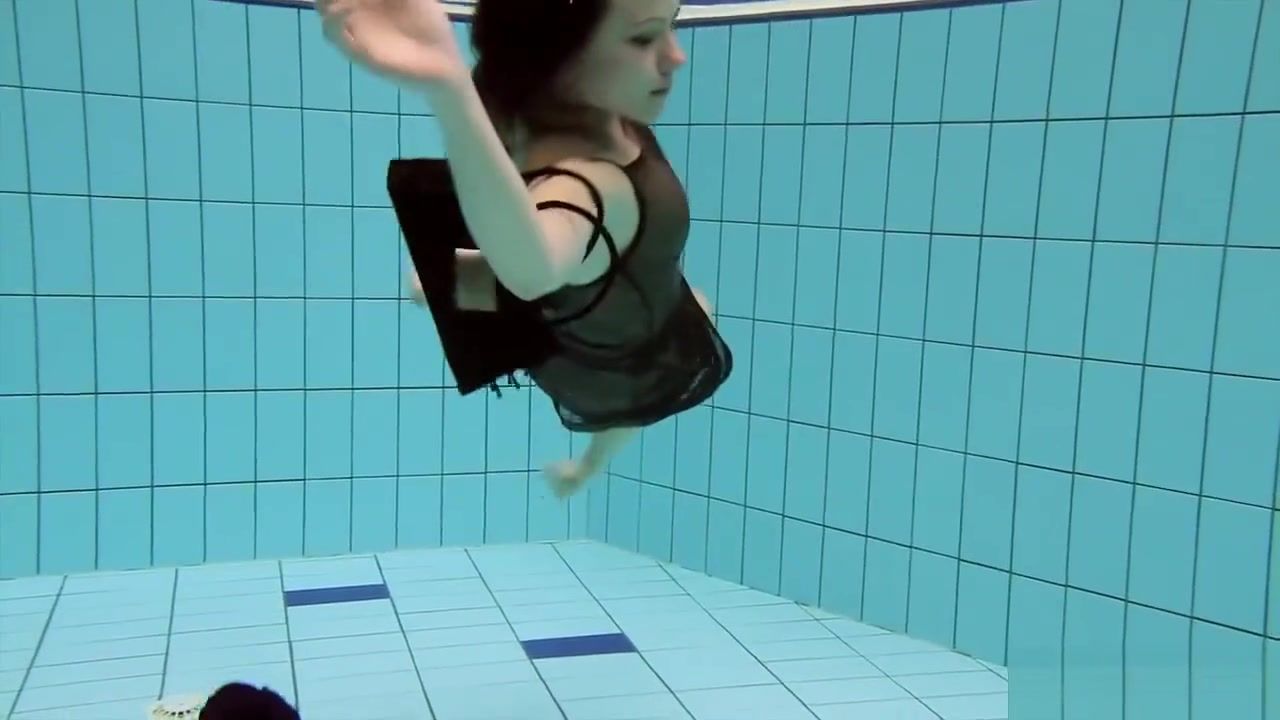 Cunnilingus Kristy In A See Through Dress Underwater ImageFap