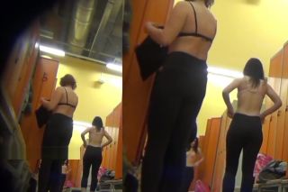 Hot Cunt spycam voyeur locker room milfs changing XCams
