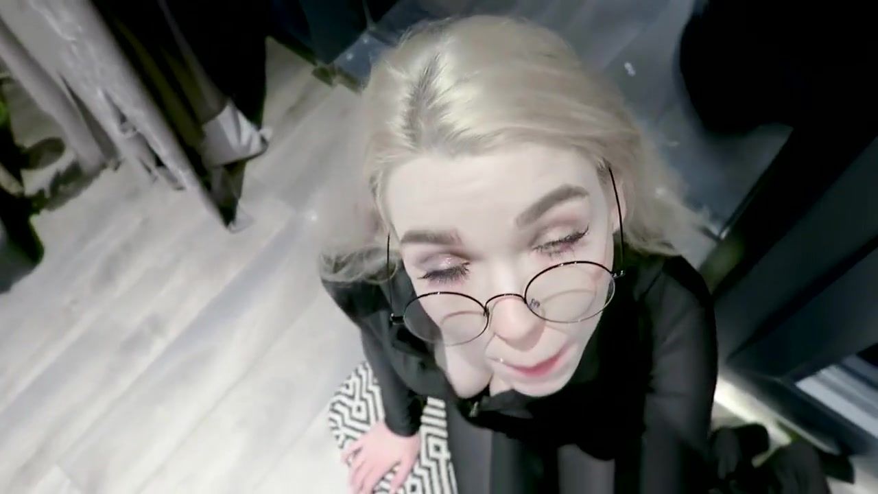 Gay Largedick Valentine's Day Glasses Catwoman Gagging And Cum In Thtoat Live - 2