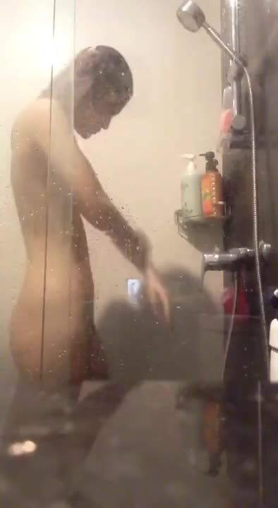 Young Men Singapore Raine Chong Shower Video Leaked Solo Female