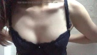 Role Play SG Girl Goes Naked Behind