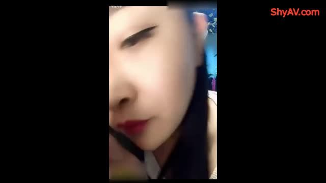 Thuylinh Asian Webcam 373 Gay Cock