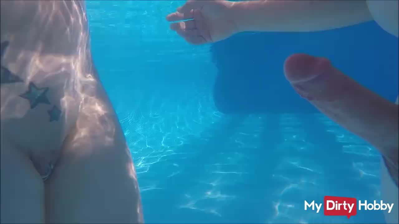 Foreskin Underwater Sex With Pierced Teen - HD Nurse