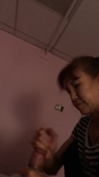 DinoTube Chinese Milf Massage Dick Sex Video Sucking Dicks