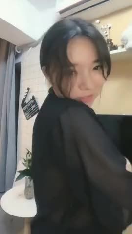 Hot Sluts Chinese Girl Lovely Boobs Bulge