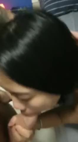 Dick Sexy Chinese Girl Hungry for Cock Cornudo