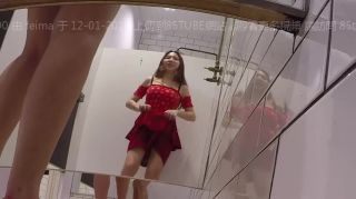 Pain 偷拍台灣美女試穿新年衣 Taiwan Milf In Dressing Room Oldvsyoung