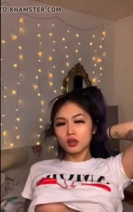 Ethnic Asian Singapore Teen Shows Off Nice Sexy Body Massages