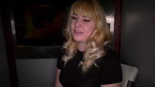 Venezolana Cute Blonde In Gloryhole Swallow Special Sentones