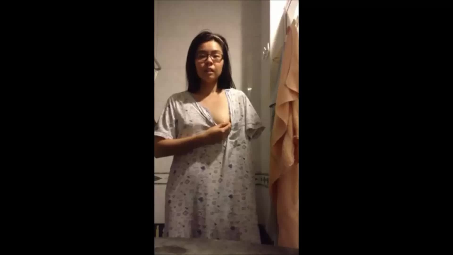 Masturbandose My Horny Singapore Slutty Chinese Girlfriend Seet Ziwei Stripping Off And Making My Cock Hard Part 15 ILikeTubes