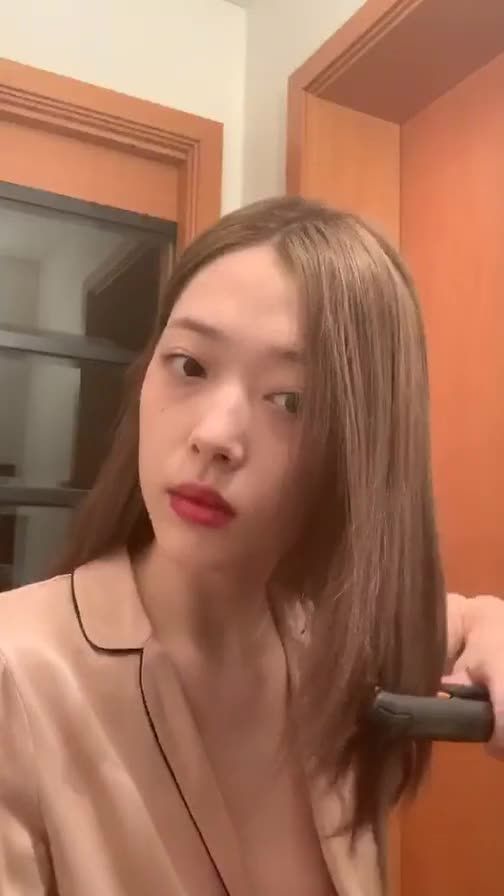 Blow Job Porn SM f(x) Singer Sulli Choi Jin-ri Instagram Live Nipples Slip Leaked Full Exposure Video 韓國组合F(X)成員雪莉Instagram直播多次走光流出 Jeans
