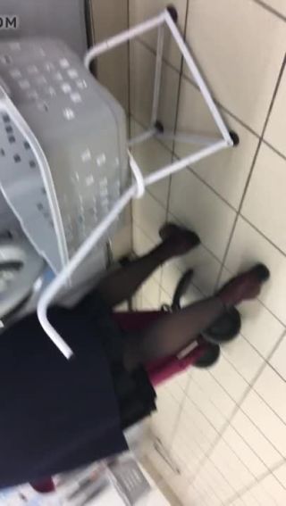 BlackLesbianPorn Chinese Girl In China Upskirt In Toilet Colombia