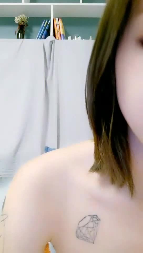 Hot Girl Chinese Webcam Model Masturbating Series 23102019020 Behind