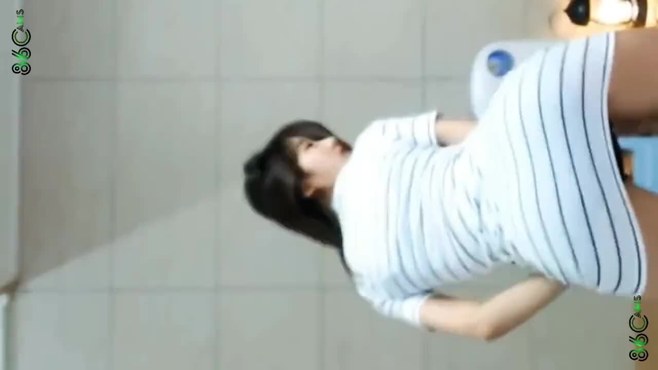 Sexy Girl Sexy Korean BJ Model Hip Dancing Moaning