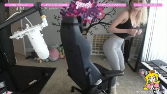 Gay Bareback Twitch Streamers gone Wild ! Click the Link in Bio for the Uncencored Girl Fucked Hard