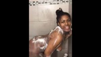 Hidden Cam Sexy Teen in the Shower and Ass Oiled Up! Penis