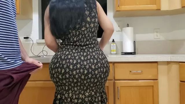 Dirty BIG ASS STEPMOM FUCKS HER STEPSON IN THE KITCHEN AFTER SEEING HIS BIG BONER Three Some
