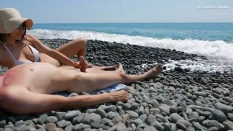 Bubblebutt Young Stranger made Hot Handjob on a Wild Nude Beach, Public Dick Massage Sucking Dick