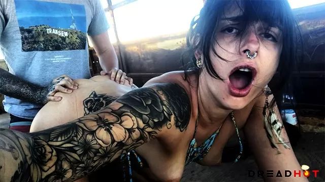 Ikillitts Porn inside an Abandoned Bus in DESERT -amateur Porn Vlog 2 Mexico