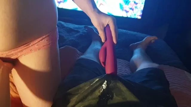 Hidden Camera ⭐ Kinky Pee Couple Part 2 - Alice makes him Wet his Shorts Teasing him with Vibrator Amateur Sex