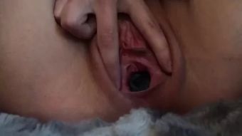Indonesian Panty Stuffing and Clit Rubbing Orgasm Comendo
