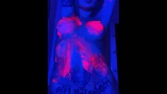GirlScanner Babe in Neon in Paint Plays with Pussy Web