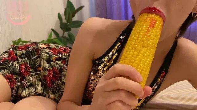 LesbianPornVideos Food Ass to Mouth, Mukbang 4K - little Nika RulerTube